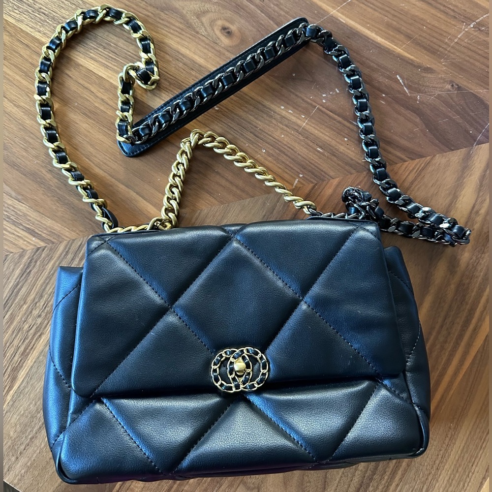 Quilted Black Puffer Handbag Flap 19 Dual Metal Crossbody Shoulder Purse